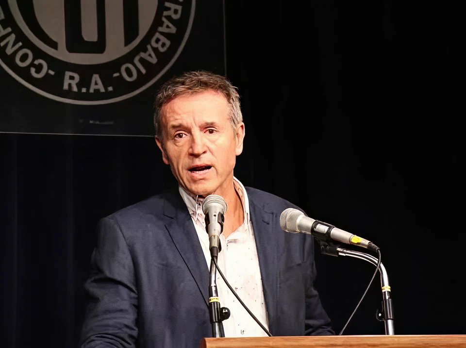 db9f837396bc6ed960e0f340e0571983a7e013e5